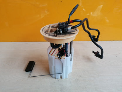 ebay-src:https://i.ebayimg.com/00/s/mtiwmfgxnjaw/z/tn4aaosw-lzkgjwv/$_57.jpg