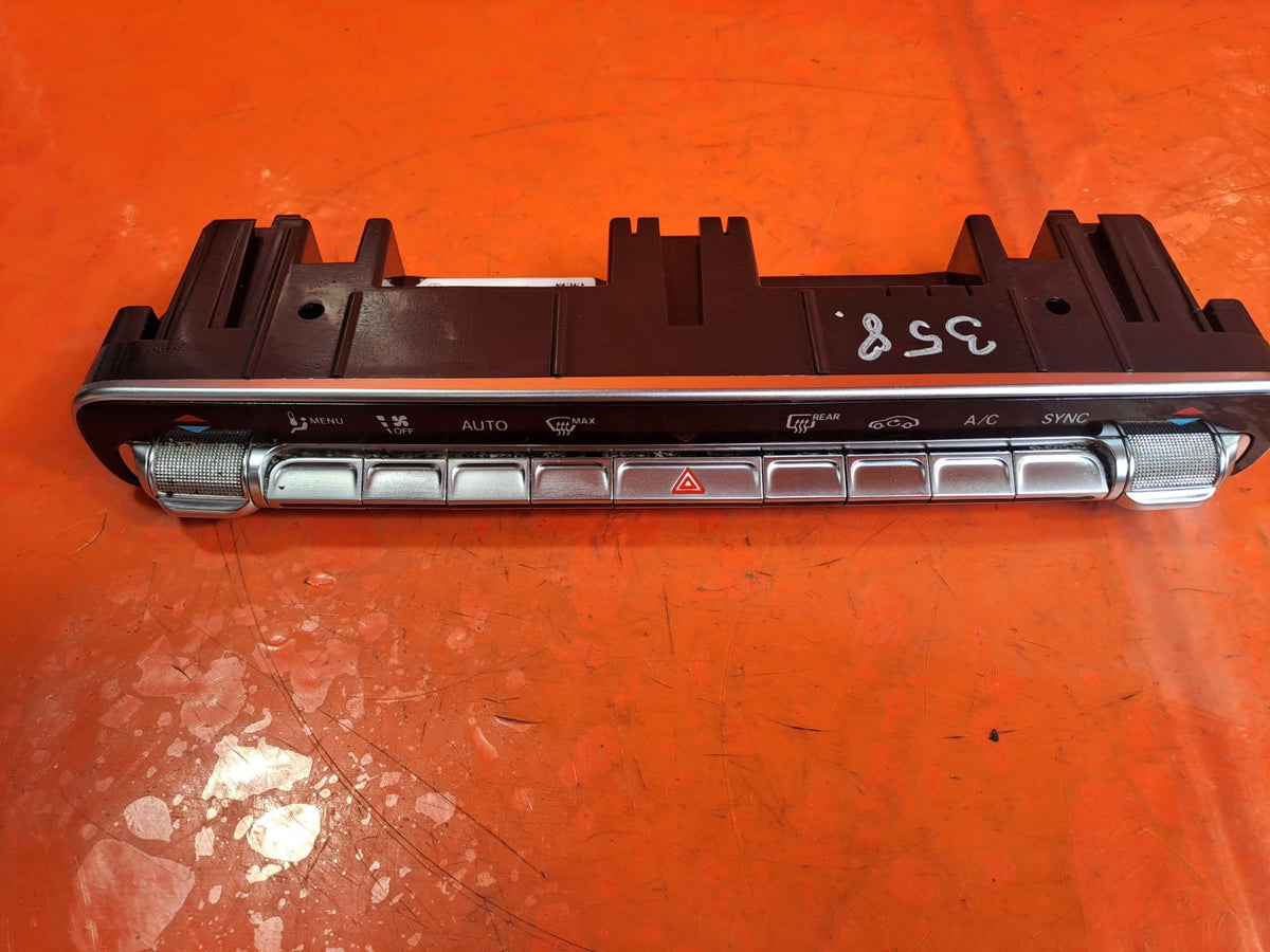 ebay-src:https://i.ebayimg.com/00/s/mtiwmfgxnjaw/z/9pgaaesw9azpns7o/$_57.jpg