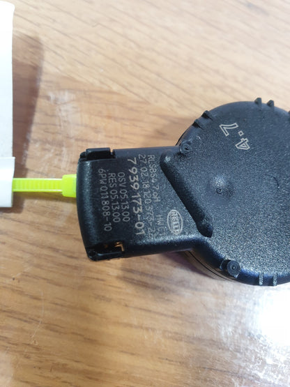 ✅2018 BMW 4 SERIES F33 2.0D WINDSCREEN RAIN SENSOR 7939173 + WARRANTY A165 - Image 7