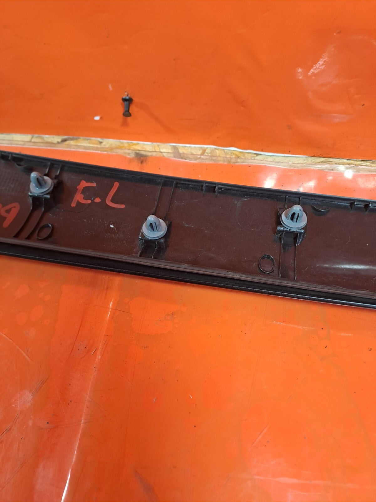 ✅2016 SSANGYONG TIVOLI ElX 1.6D FRONT LEFT A PILLAR TRIM MOLDING 7921035010 A279 - Image 7