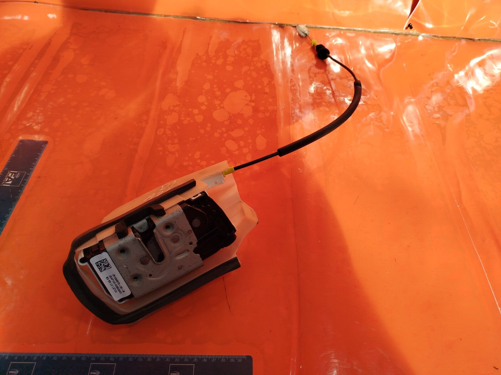 ✅Tesla Model 3 Long Range 2020 REAR LEFT DOOR SOLENOID 1068970-00-M Warranty - Image 7