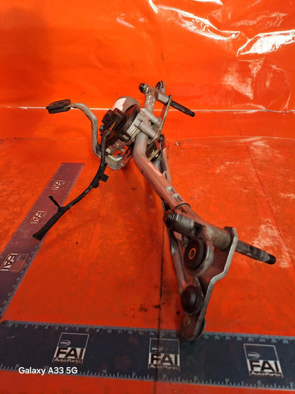 ✅2018 BMW X1 F48 2.0P WINDSCREEN WIPER MOTOR & LINKAGE 7350658 + WARRANTY A303 - Image 4
