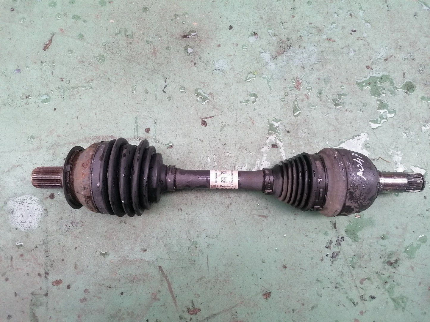 MERCEDES BENZ A200 AMG SPORT 2015 FRONT LEFT MANUAL DRIVESHAFT A2463309400 A047 - Image 1