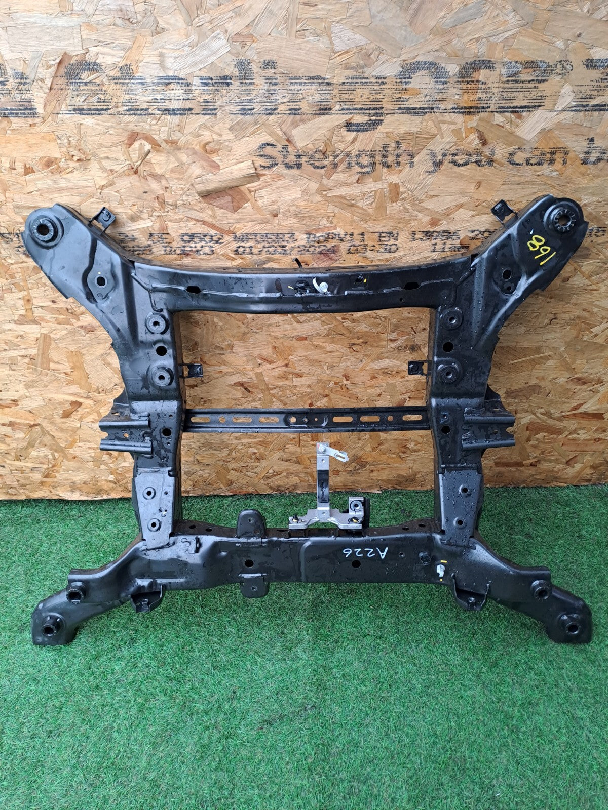 Hyundai Ioniq 5 Namsan 2024 FRONT SUSPENSION SUBFRAME CARRIER 62401-GI000 A226 - Image 1