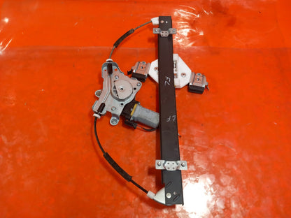 2018 Ssangyong Korando ELX Window Regulator Motor Front Left 98810-CZ010 A329 - Image 4