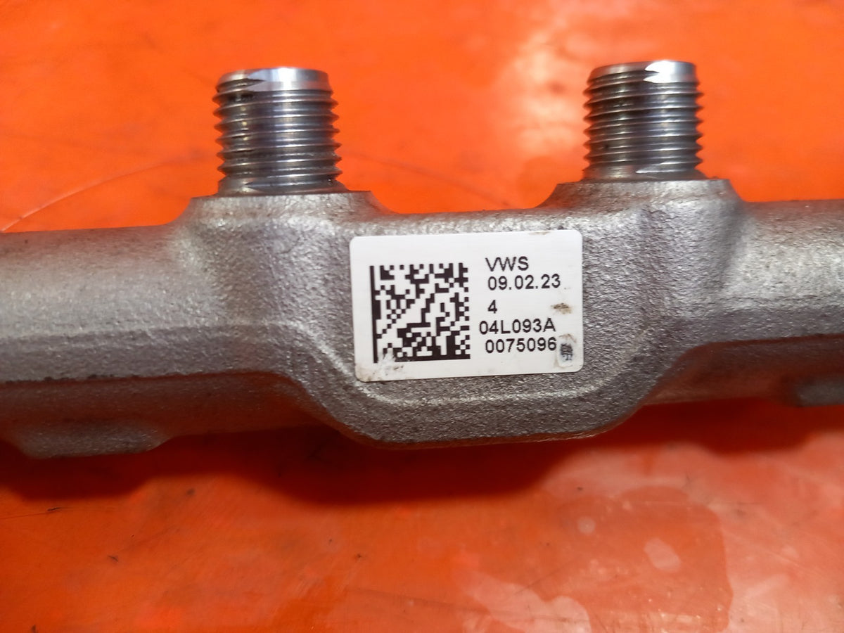 ebay-src:https://i.ebayimg.com/00/s/mtiwmfgxnjaw/z/spcaaeswivrq2via/$_57.jpg