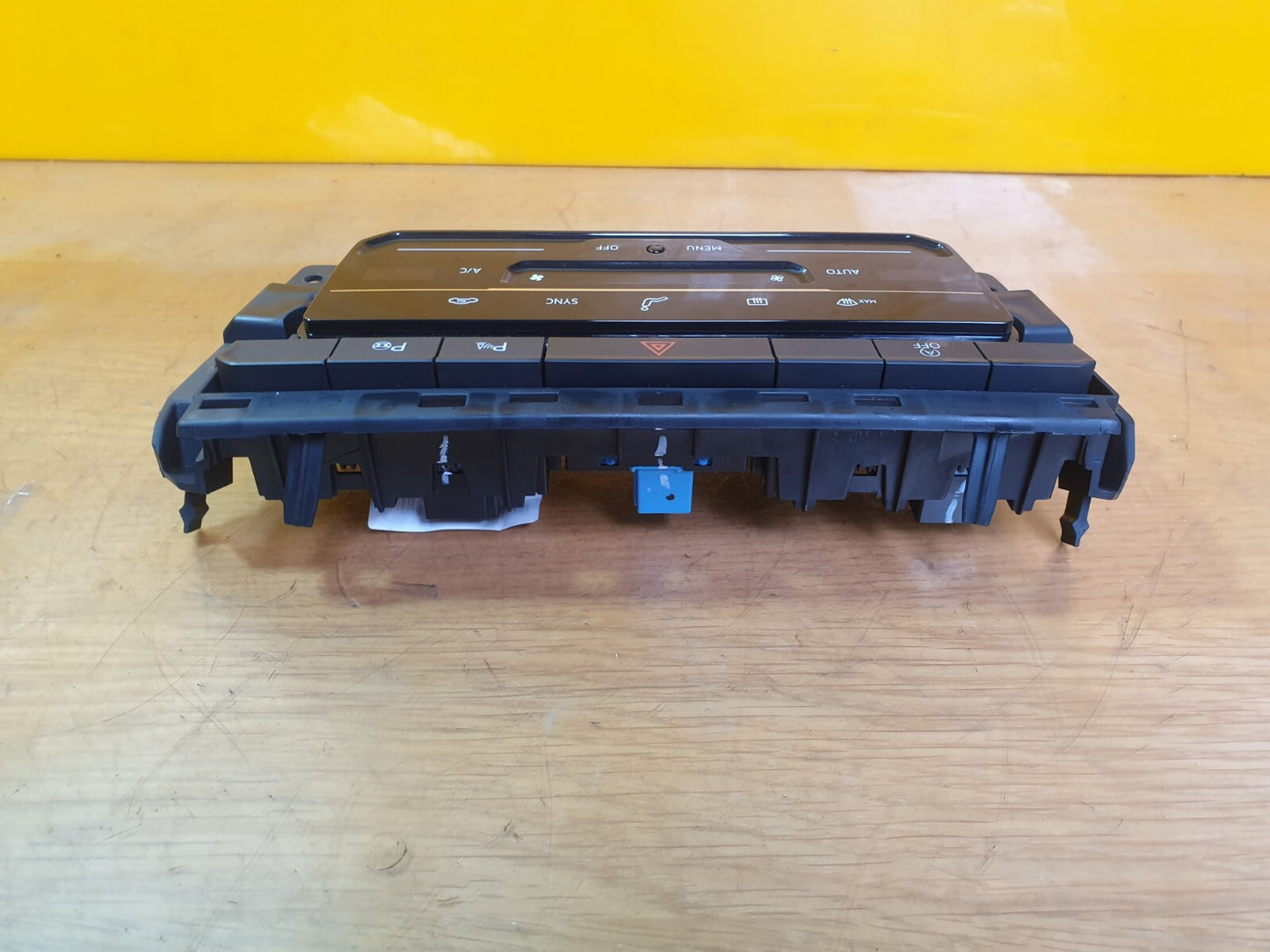 ✅VW T-ROC LIFE 1.5 PETROL 2022 HEATER CLIMATE CONTROL PANEL 2GA907044 Warranty - Image 6