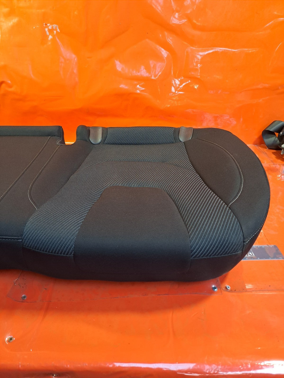 ✅FORD MONDEO TITANIUM 1.5 DIESEL 2016 REAR CLOTH SEAT BASE DS73-F63840-SE A292 - Image 4