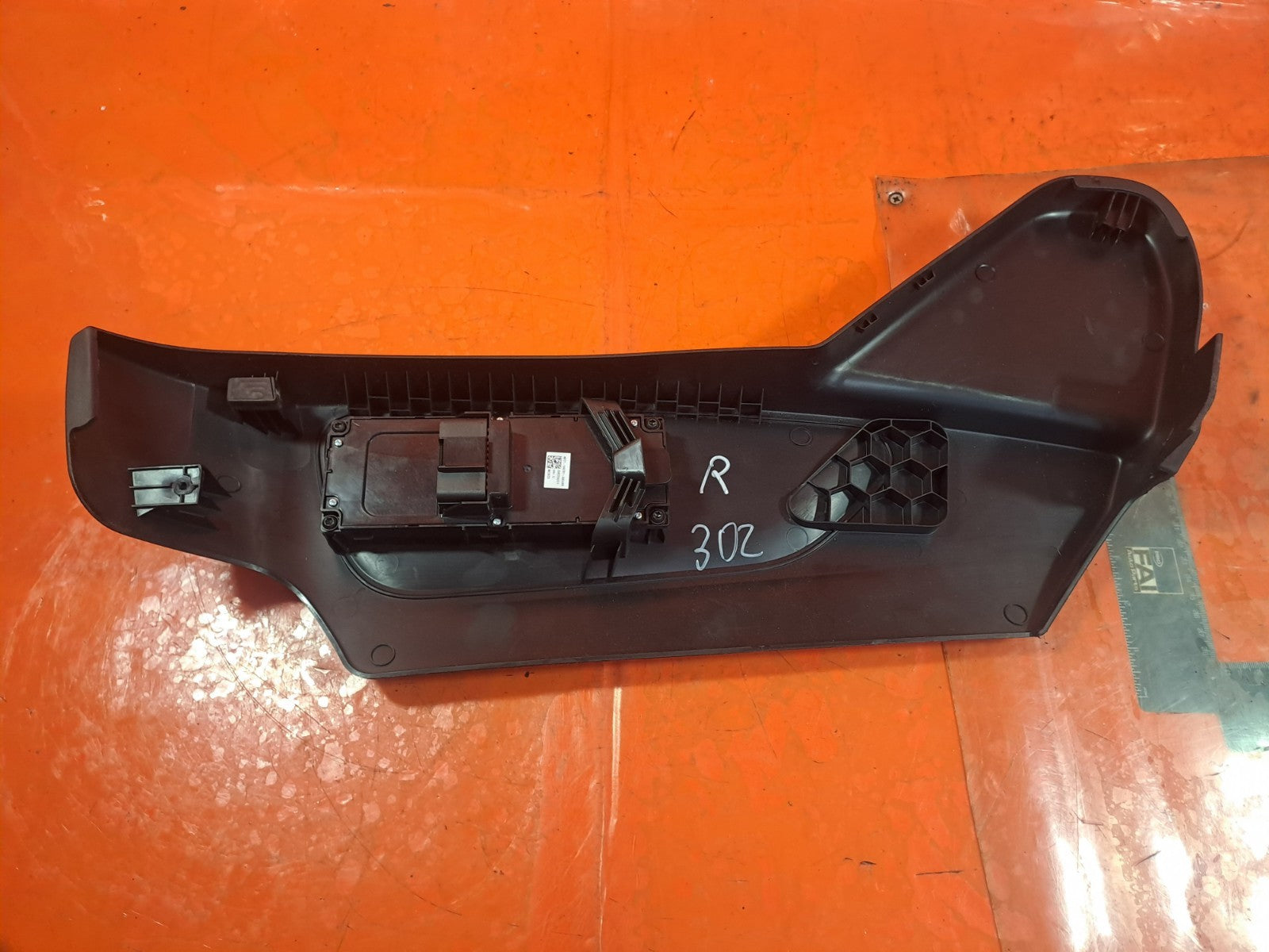 ebay-src:https://i.ebayimg.com/00/s/mtiwmfgxnjaw/z/75iaaeswntxplybi/$_57.jpg