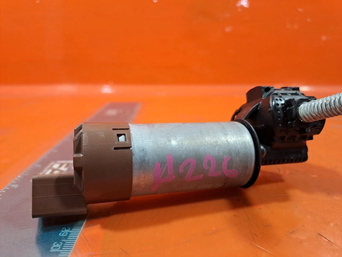 ebay-src:https://i.ebayimg.com/00/s/mtiwmfgxnjaw/z/h5eaaeswywxqsqkm/$_57.jpg
