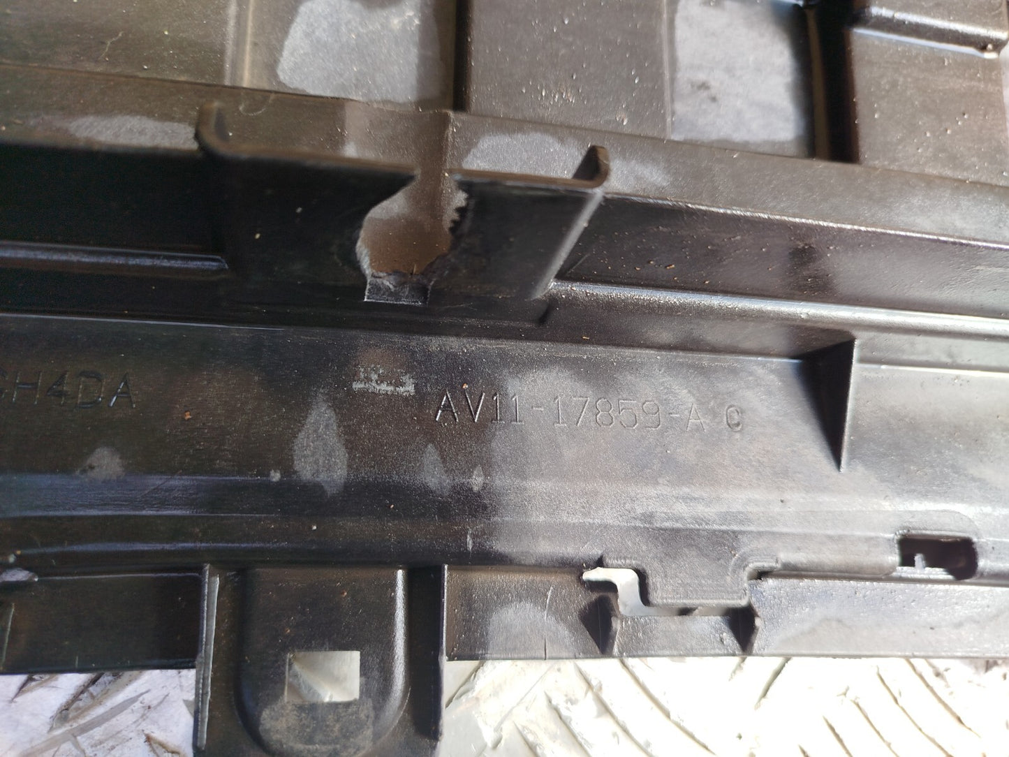 ✅Ford B-Max Titanium 1.0 Petrol 2014 Front Bumper Lower Cover Trim Warranty - Image 10