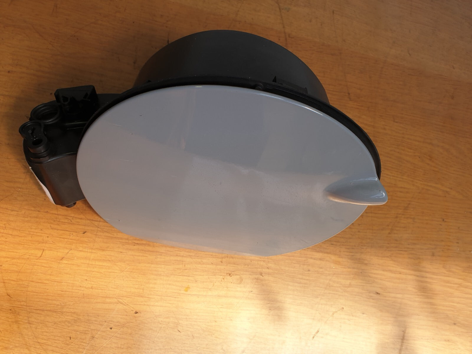 ebay-src:https://i.ebayimg.com/00/s/mtiwmfgxnjaw/z/a9saaoswn95mrill/$_57.jpg