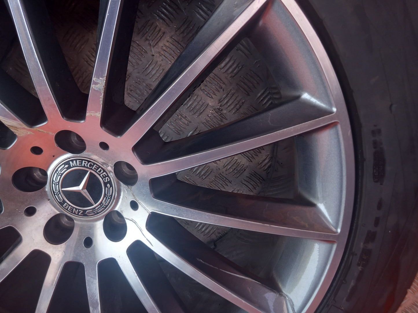 2025 Mercedes GLE W167 AMG Alloy Wheel w/ Tyre 315/40 R21 A1674013500 A397 - Image 4