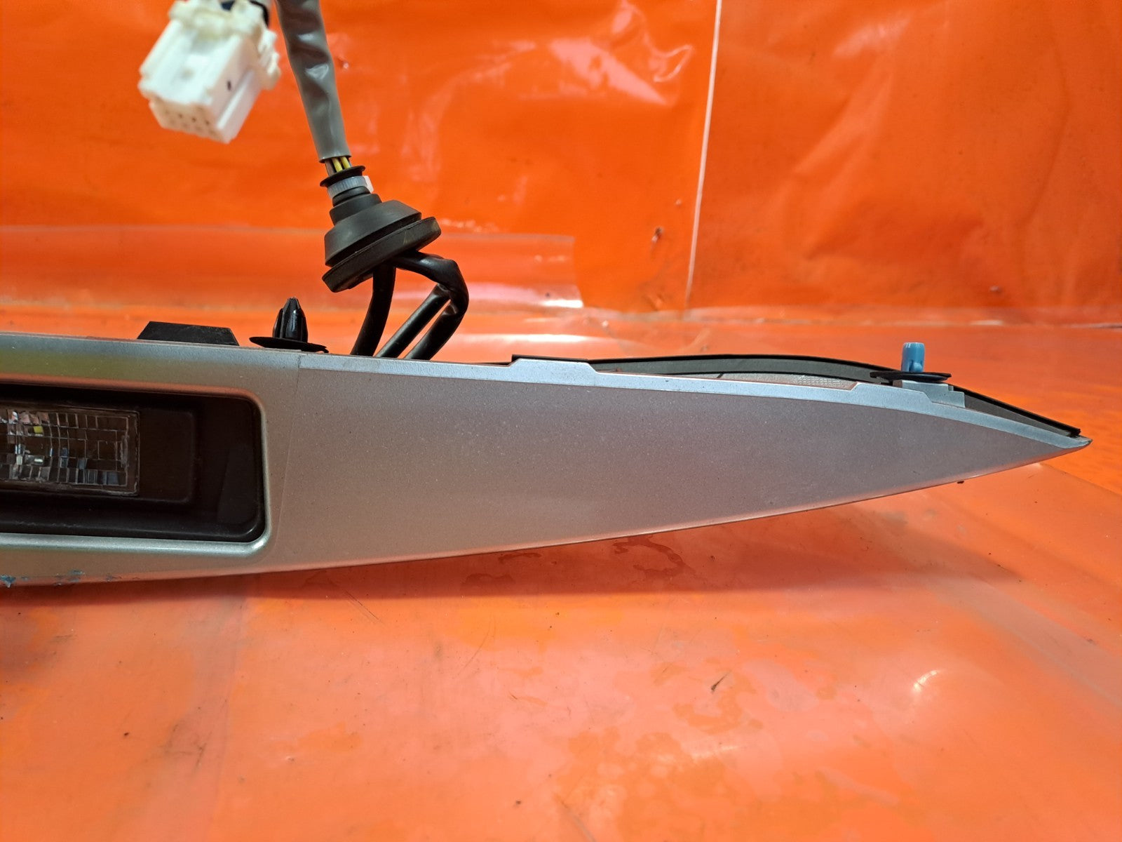 ebay-src:https://i.ebayimg.com/00/s/mtiwmfgxnjaw/z/~mgaaesw4cvpoxf0/$_57.jpg