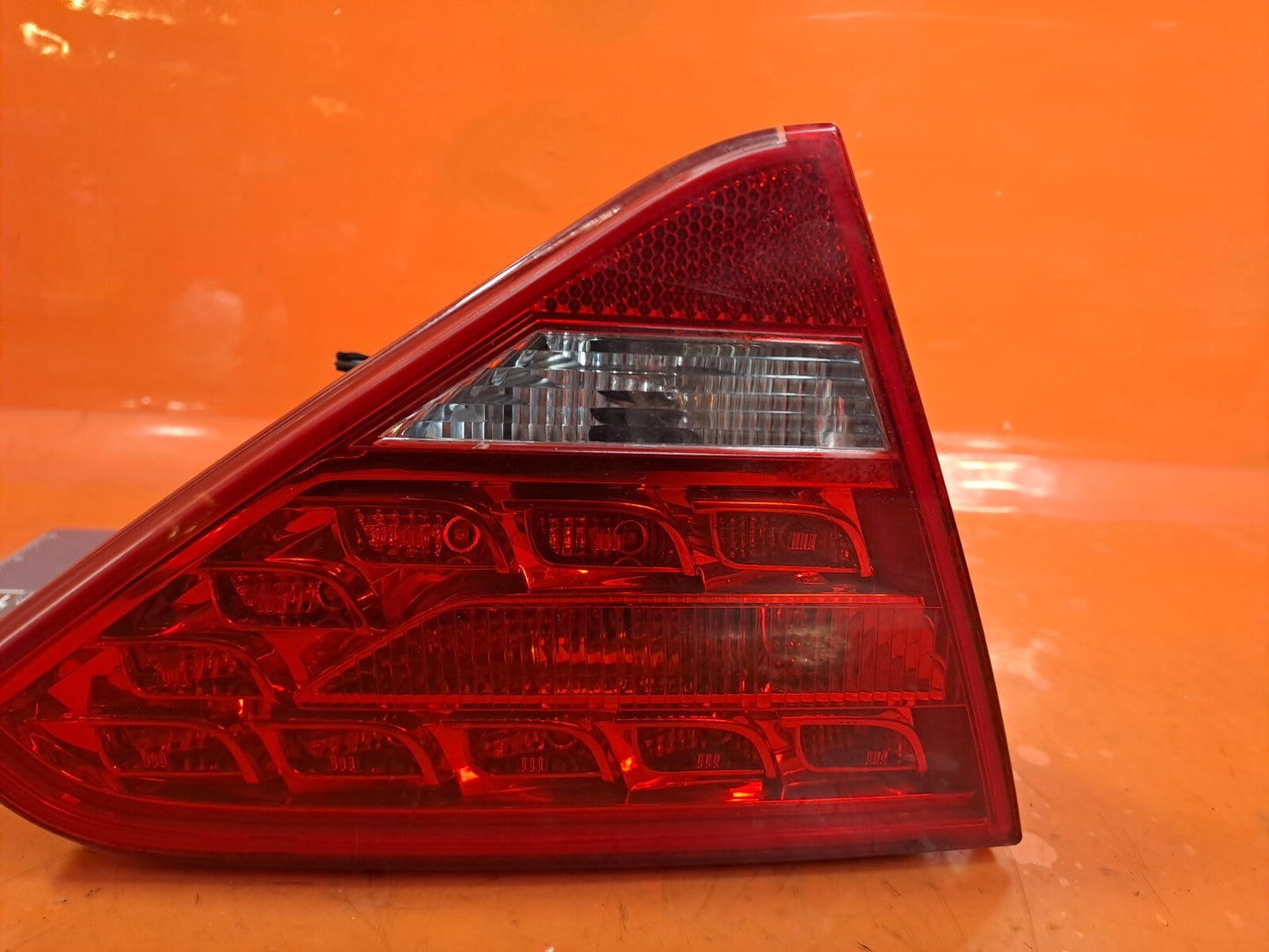 ✅AUDI A5 S LINE CABRIO 2.0 PETROL 2009 REAR LEFT INNER TAIL LIGHT 8T0945093A - Image 5