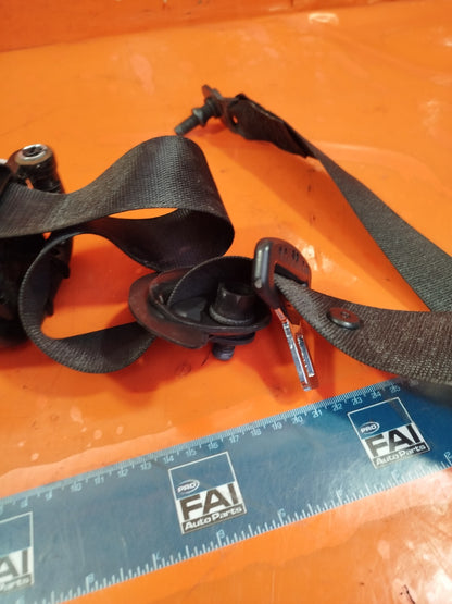 ✅MERCEDES W176 A180 AMG SPORT 1.5 DIESEL 2013 FRONT LEFT SEAT BELT 307494499228 - Image 3
