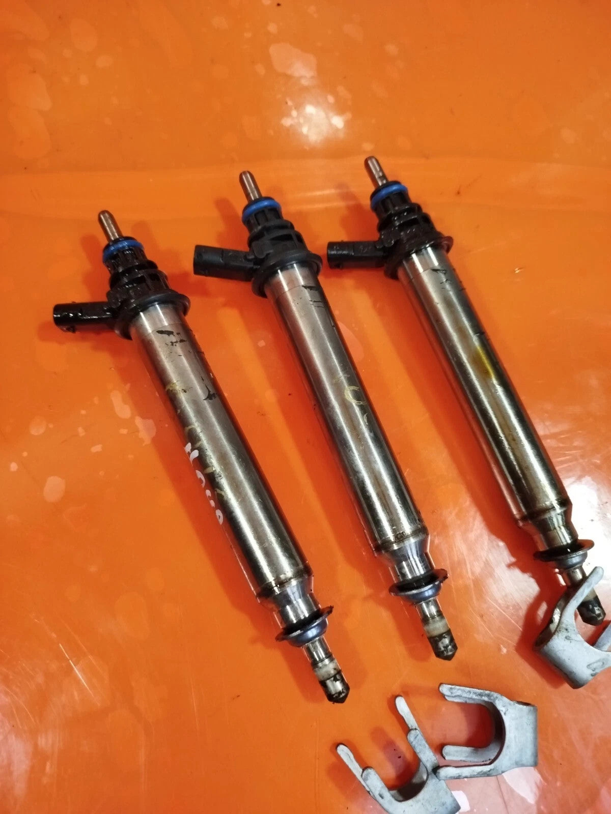 ✅Mercedes C200 W205 AMG 2.0 Petrol 2015 M274.920 Fuel Injector 1x Warranty A048 - Image 2