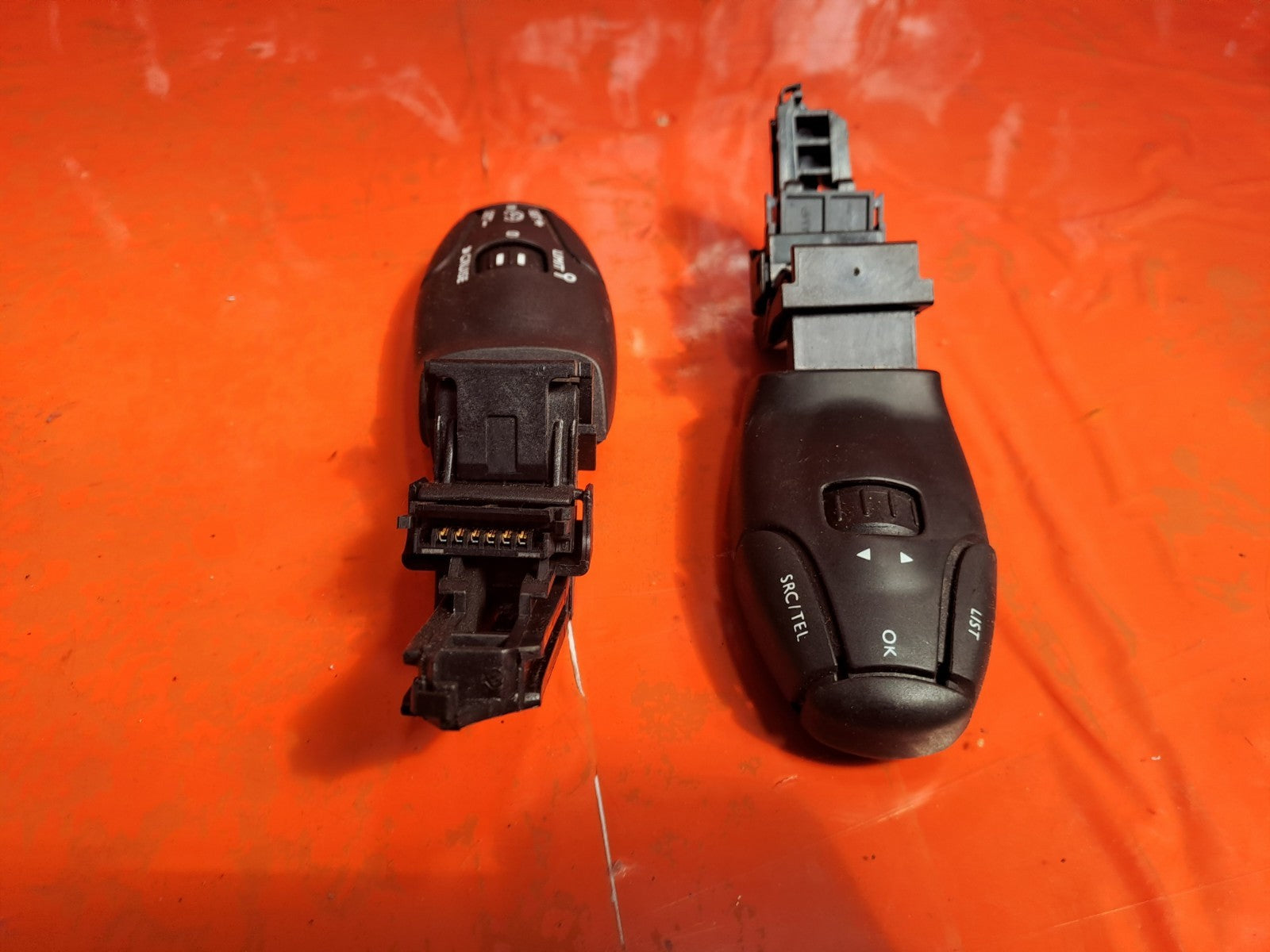 ✅Citroen Berlingo 650 1.5 Diesel 2020 Cruise Control Wiper & Audio Control Stalk - Image 4