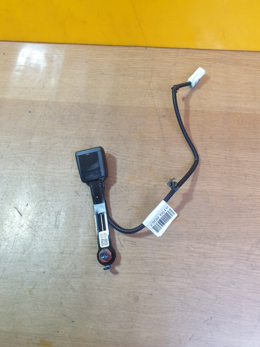 ✅HYUNDAI I20 N LINE 1.0 PETROL 2023 FRONT LEFT SEAT BELT BUCKLE 88830Q0000NNB - Image 1