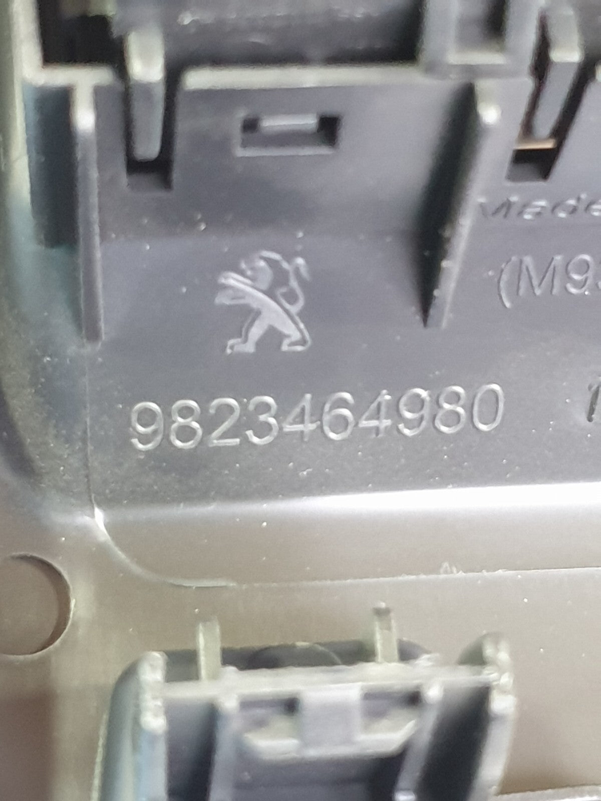✅Peugeot 208 2020 HEADLIGHT SWITCH PANEL 9823464980 Warranty A197 - Image 7