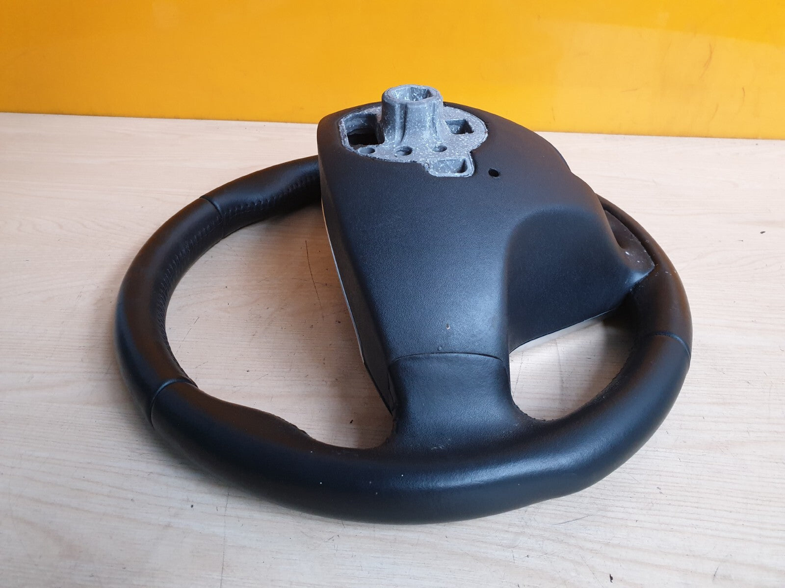 2018 VOLVO V40 Multifunction Steering Wheel 34220710A 34220709A X00 - Image 12