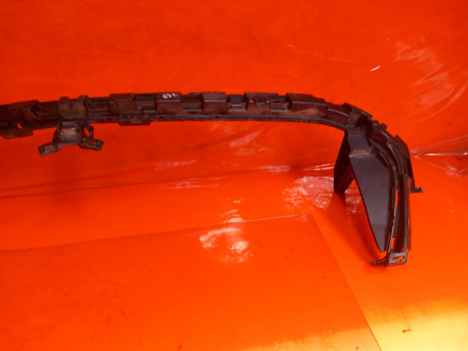 Mercedes Gle 450D AMG 3.0 Diesel 2025 Front Bumper Mounting Bracket A1678859809  - Image 8