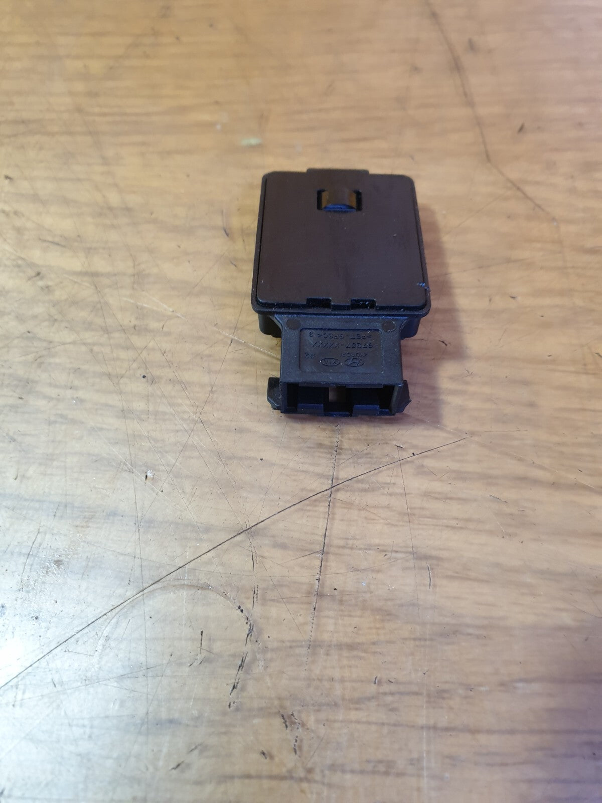 ✅2023 HYUNDAI BAYON PREM T-GDi 1.0P SUN LIGHT SENSOR 97257-XXXXX A200 - Image 6