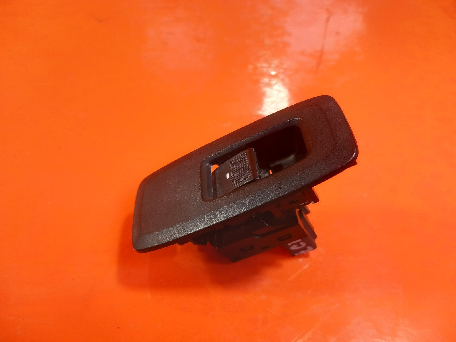 2021 Ford Ranger Wildtrak Front Left Door Window Switch EB3T-14529-AA A407 - Image 4