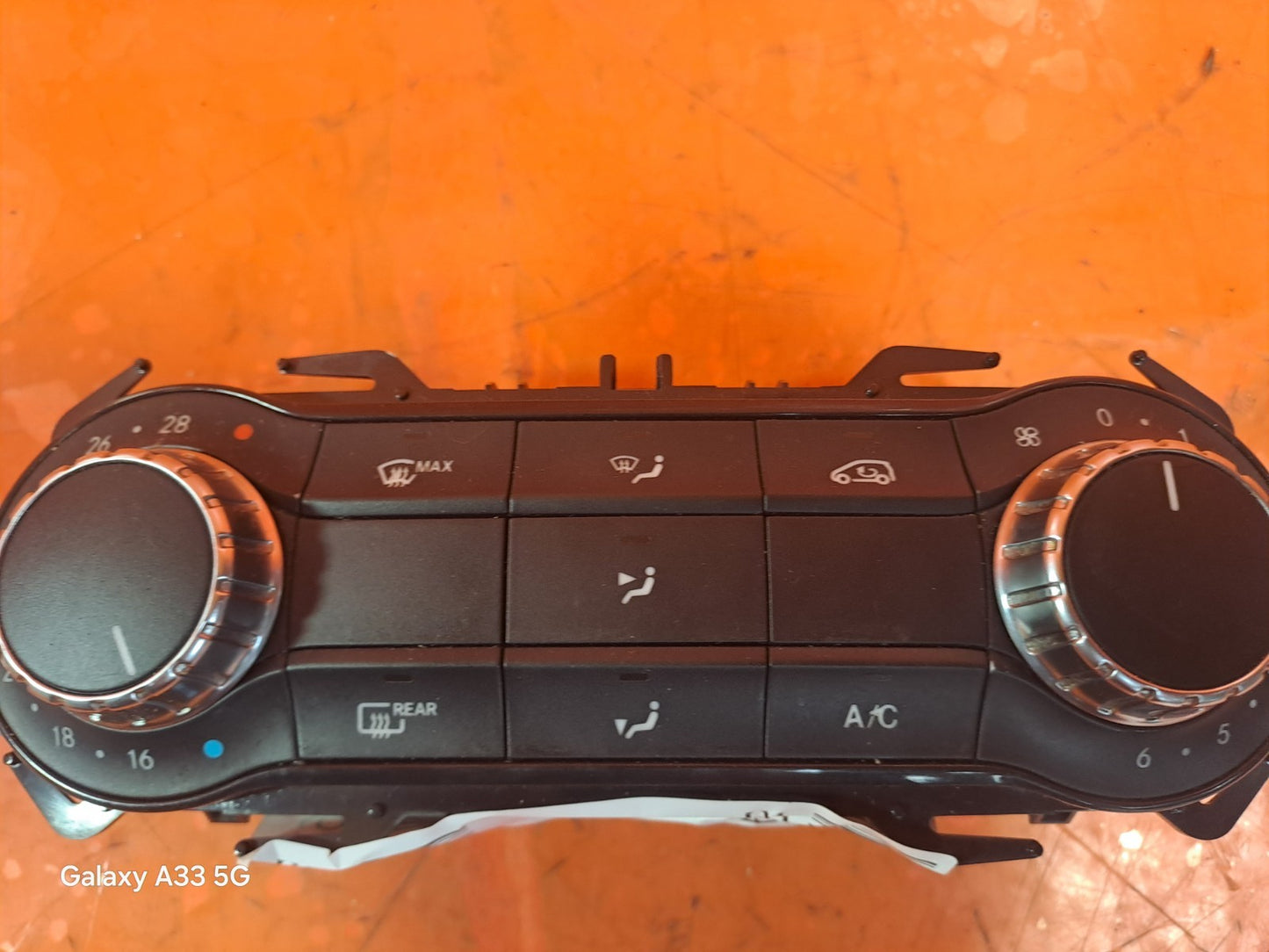 ✅2012 MERCEDES B CLASS W246 CLIMATE CONTROL PANEL A2469004405 + WARRANTY A299 - Image 4