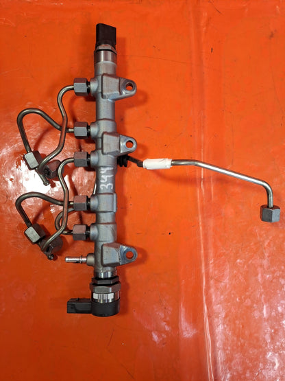 ✅BMW F23 218D Se 2.0 DIESEL 2019 B47D20U0 FUEL INJECTOR RAIL 8514154 Warranty - Image 8