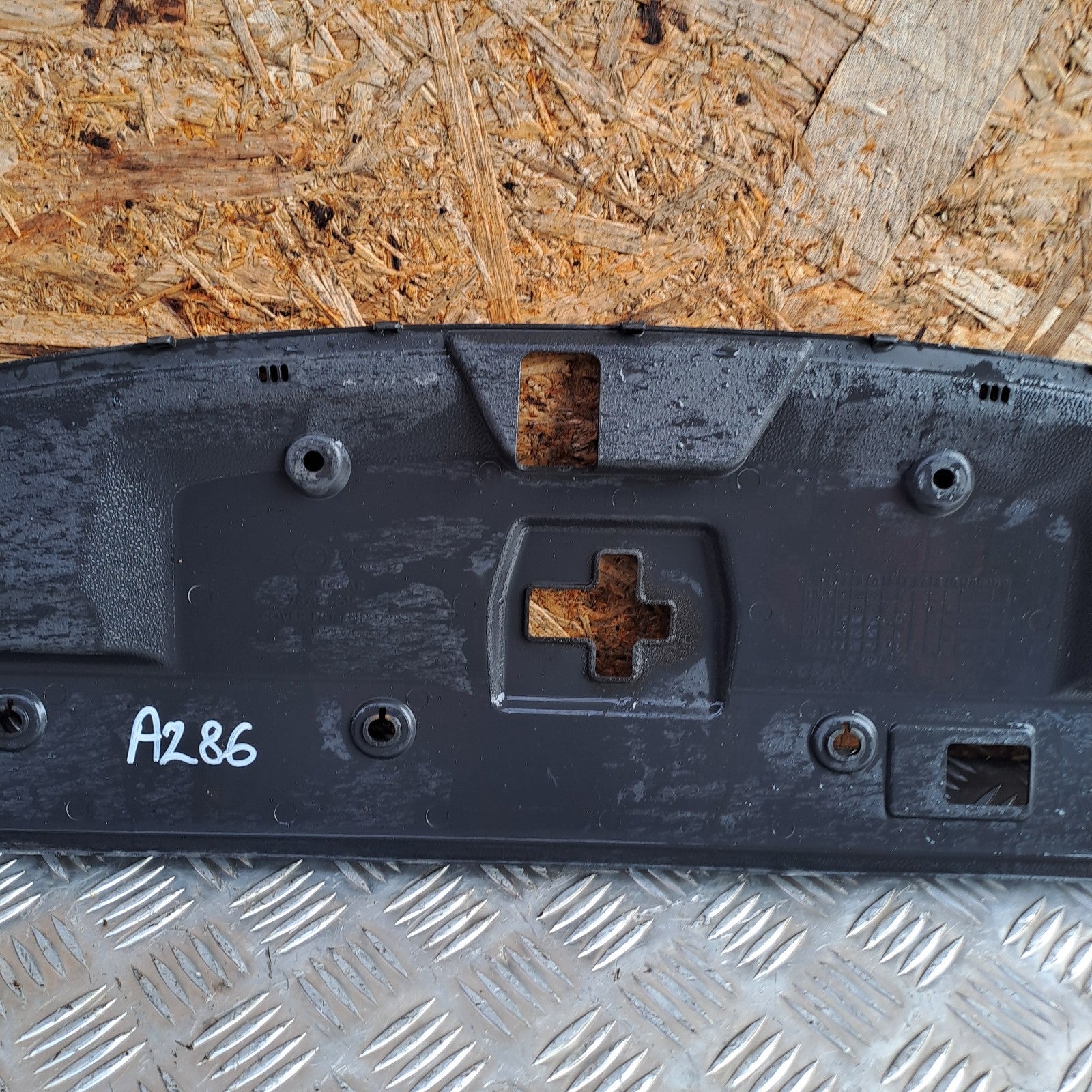 ebay-src:https://i.ebayimg.com/00/s/mtywmfgxnjaw/z/suaaaeswm1nokxm3/$_57.jpg
