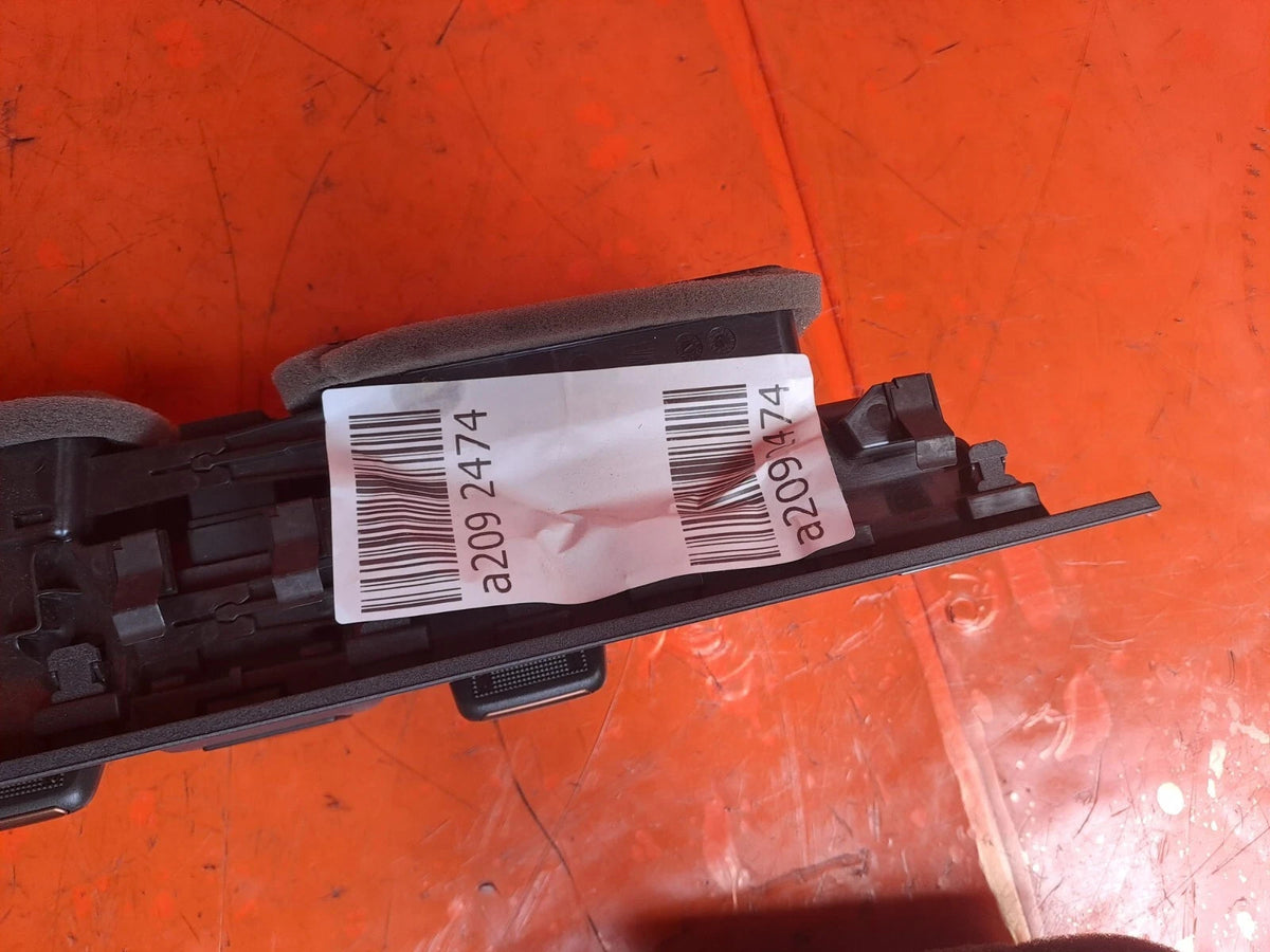 ebay-src:https://i.ebayimg.com/00/s/mtiwmfgxnjaw/z/mdyaaeswd-lqcc6g/$_57.jpg