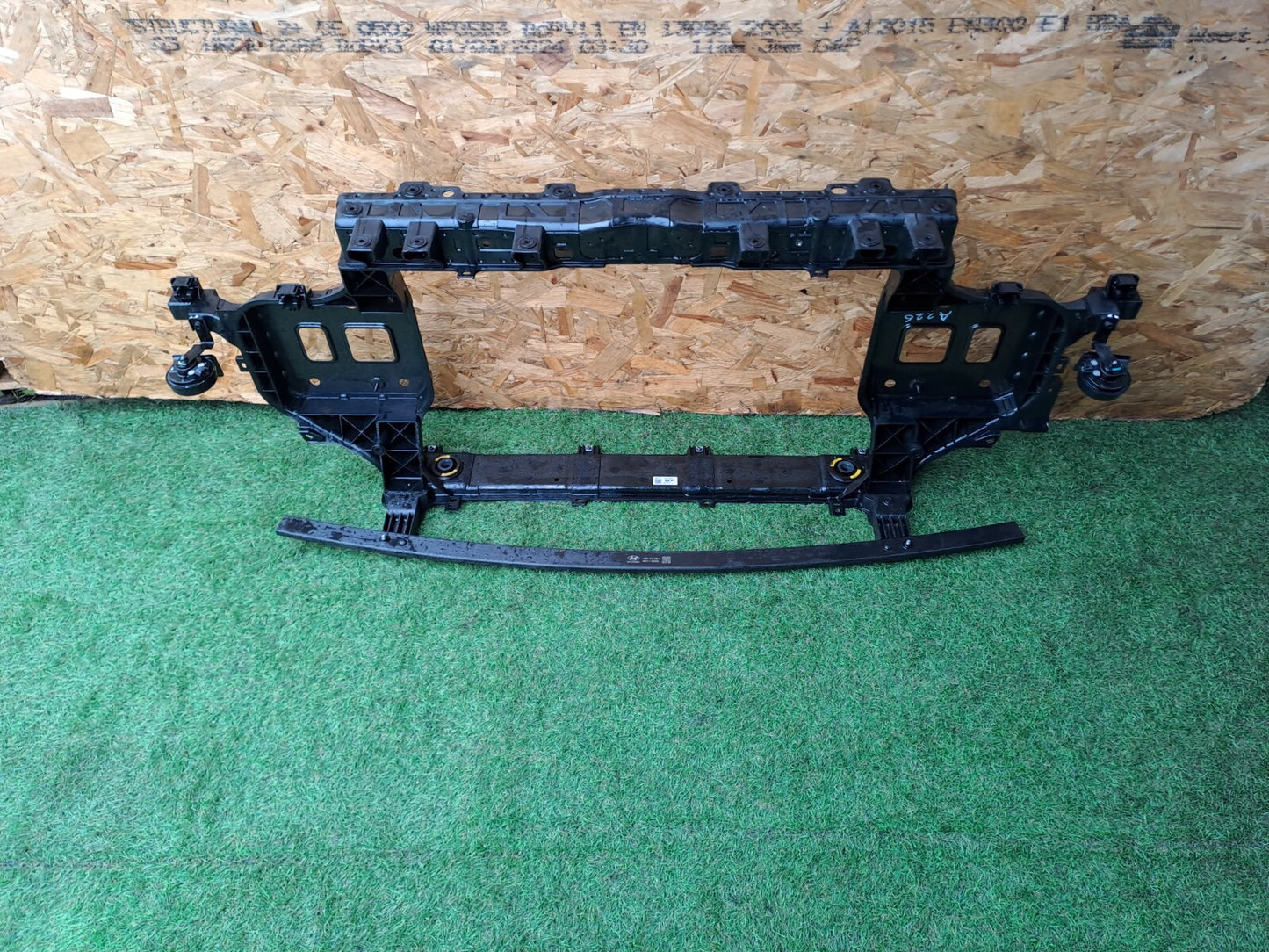 Hyundai Ioniq 5 Namsan 2024 Slam Panel Frame Centre Part 64101-GI000 86571-GI000 - Image 1