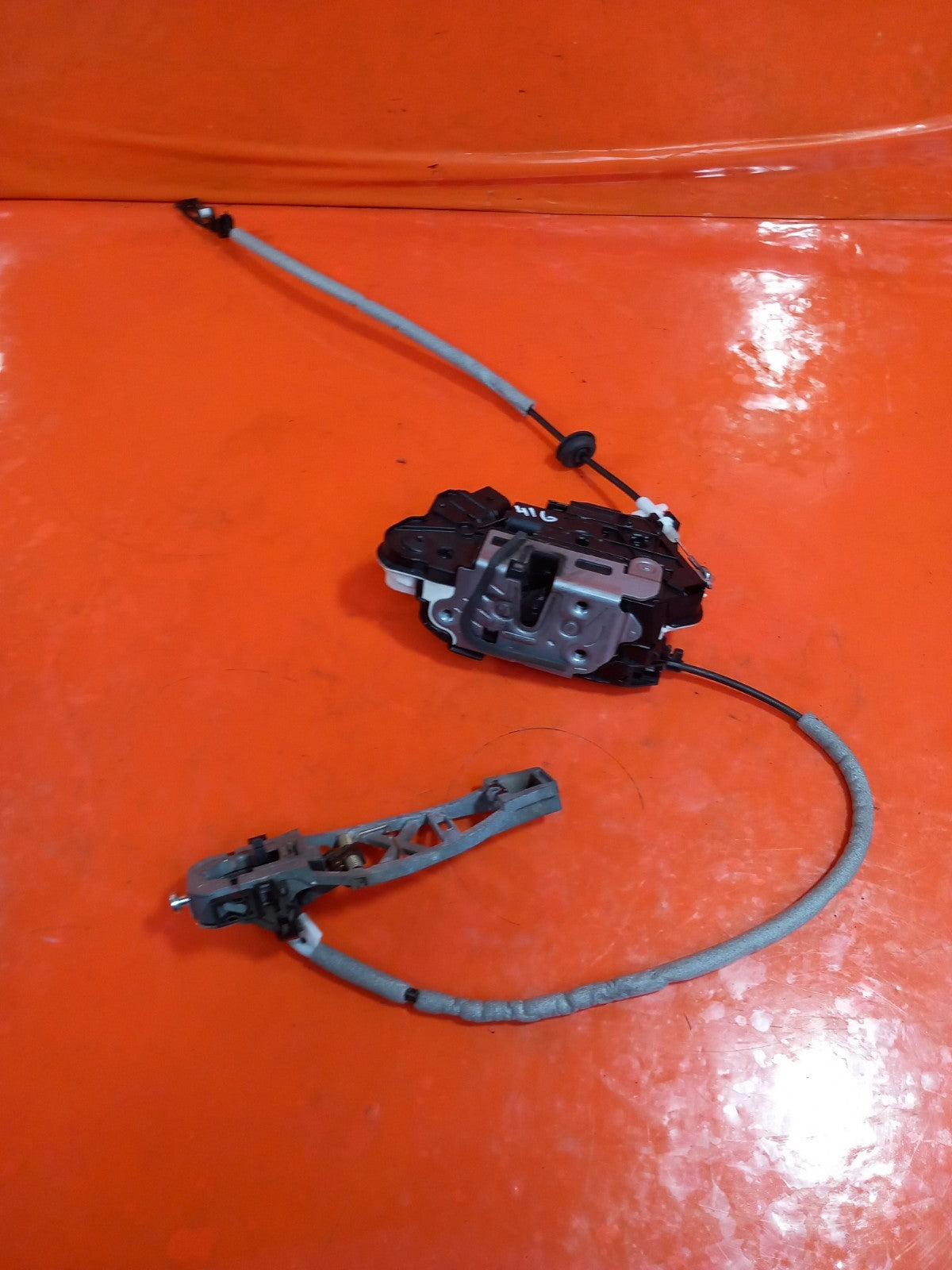 VW Transporter St-Line 2.0 Diesel 2023 Front Left Door Lock 7L1837015G A416 - Image 2