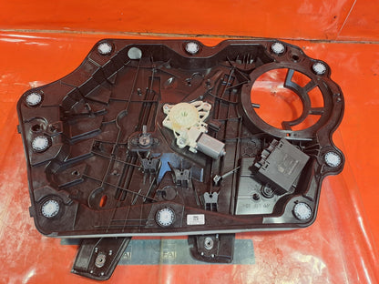 ebay-src:https://i.ebayimg.com/00/s/mtiwmfgxnjaw/z/nzsaaeswfnhppp3k/$_57.jpg