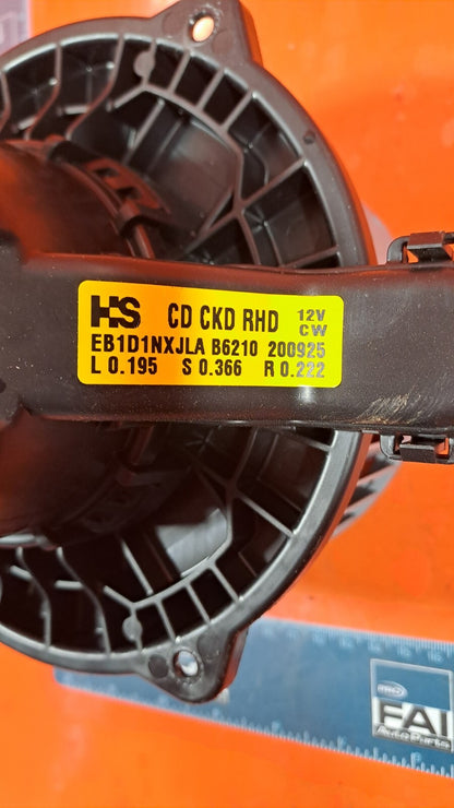ebay-src:https://i.ebayimg.com/00/s/mtywmfg5mda=/z/f2maaoswladnbot2/$_57.jpg