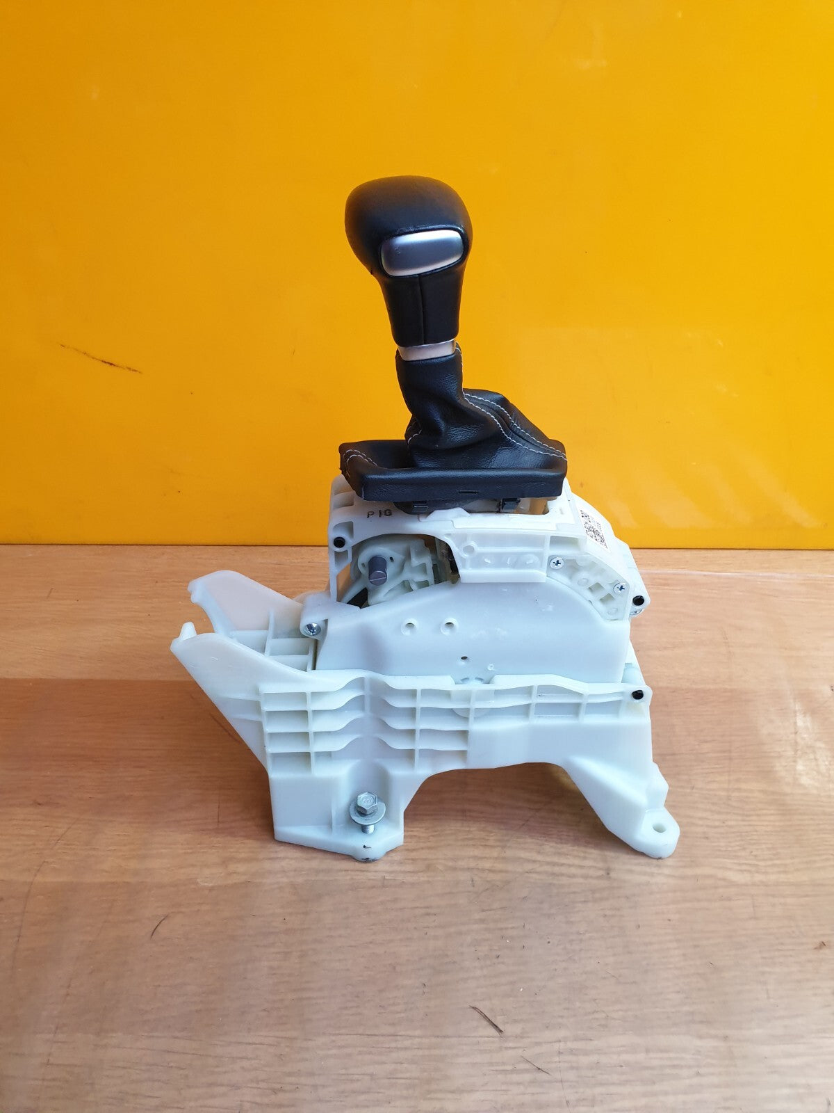 ✅2016 KIA NIRO 2 EV S-A 1.6 PETROL 6 SPEED AUTO GEAR SELECTOR 46701-D4930 A164 - Image 2