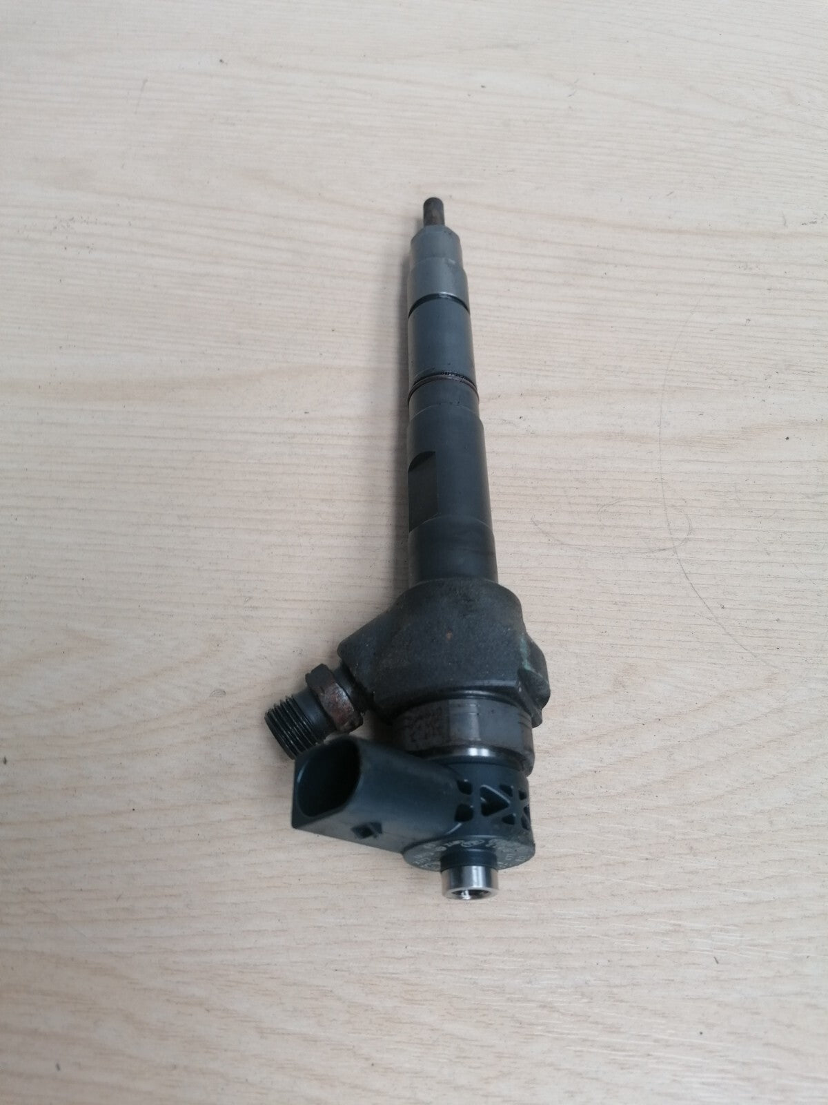 VW GOLF MK7 1.6 DIESEL 2014 FUEL INJECTOR 04L130277G Warranty A028 - Image 5