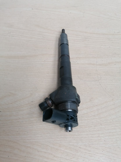 VW GOLF MK7 1.6 DIESEL 2014 FUEL INJECTOR 04L130277G Warranty A028 - Image 5