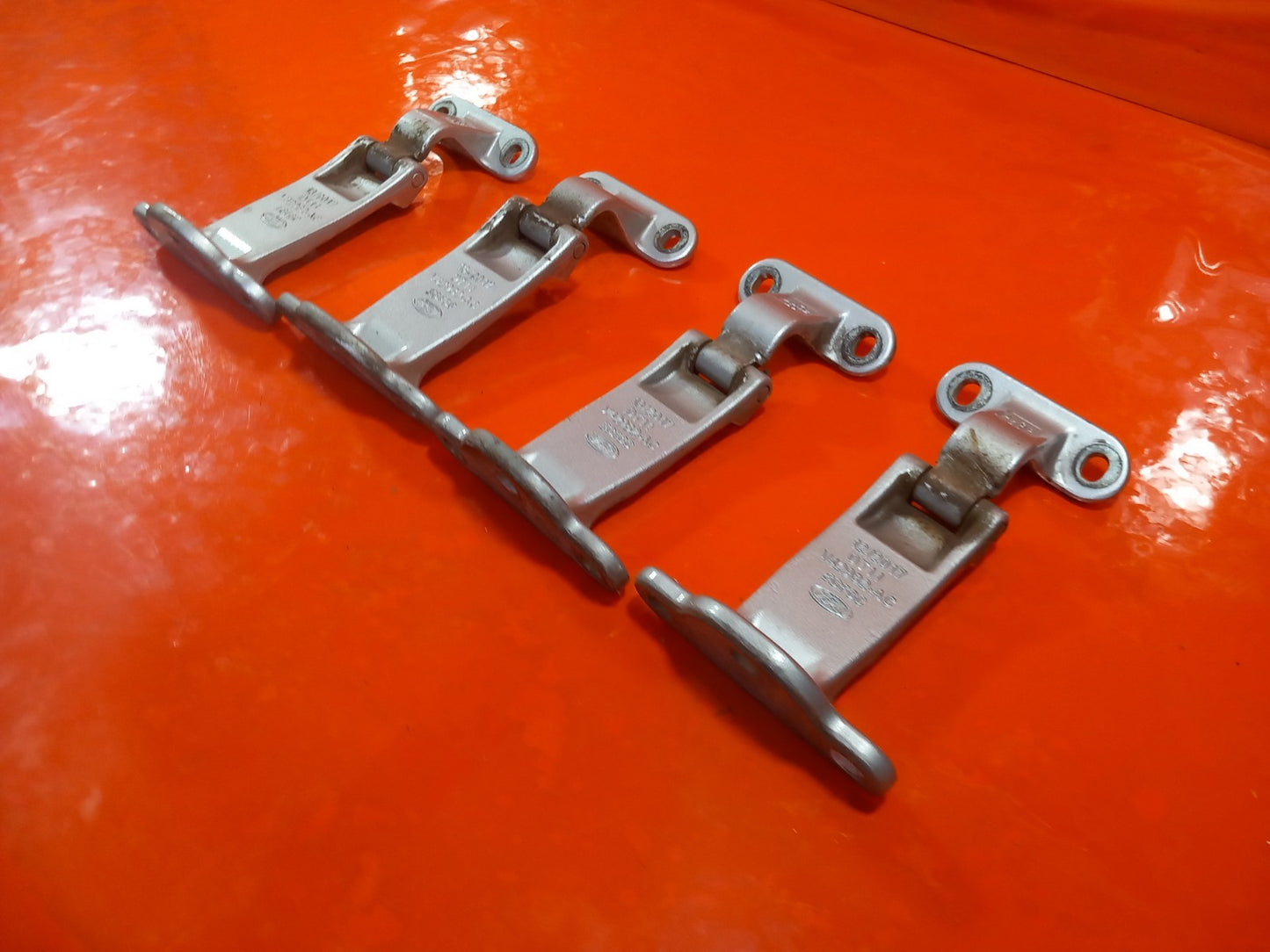 ebay-src:https://i.ebayimg.com/00/s/mtiwmfgxnjaw/z/nh4aaeswttfqmmww/$_57.jpg
