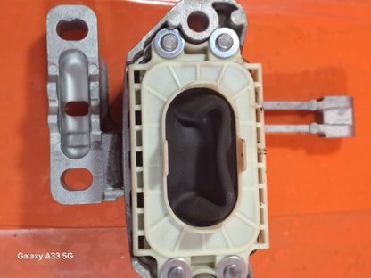 ✅VW POLO LIFE 1.0 PETROL 2024 ENIGNE MOUNT BRACKET RIGHT 2Q0199262BJ Warranty - Image 6