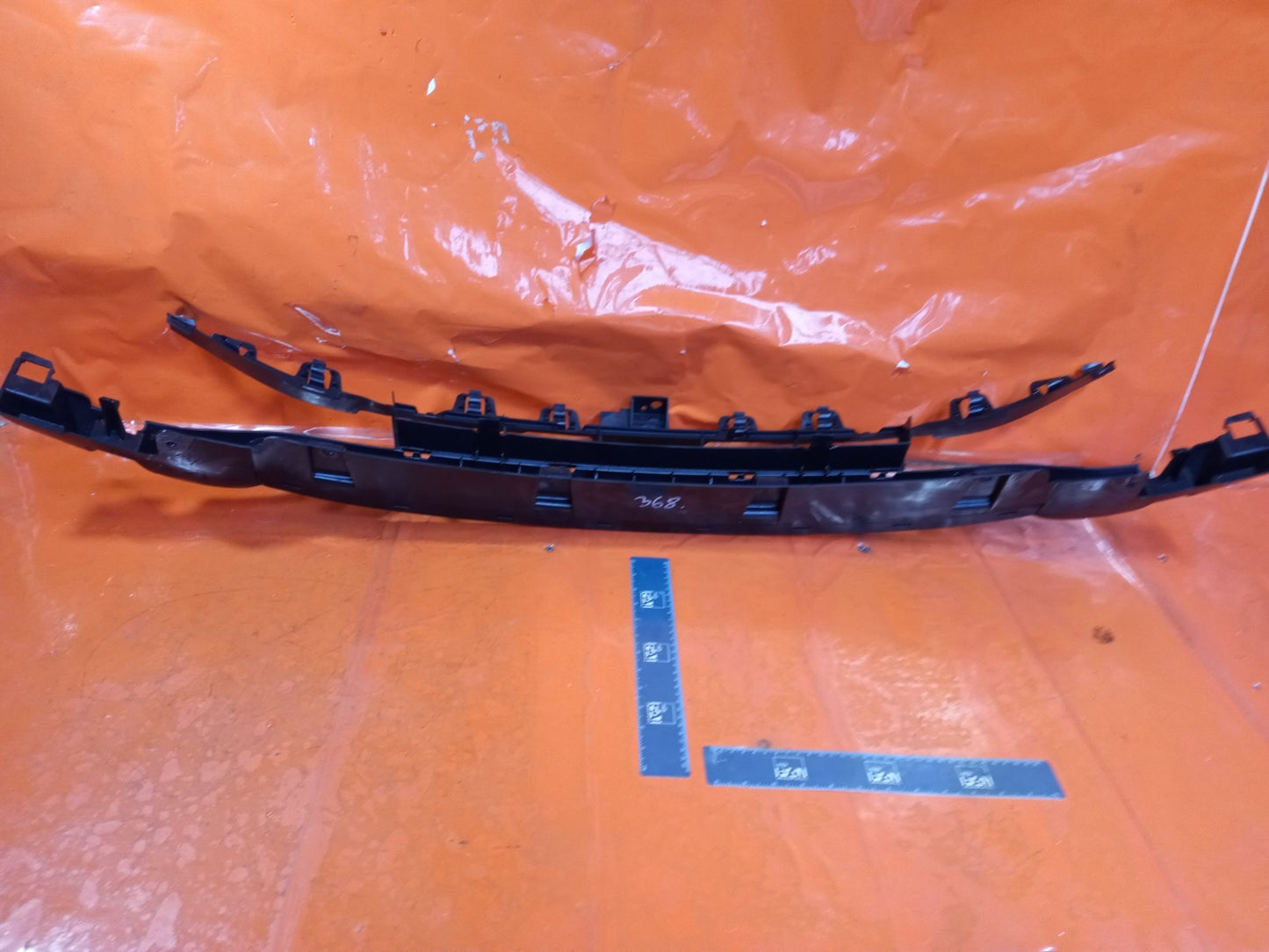 ✅2016 BMW 4 Series F33 Front Bumper Center Air Inlet Trim 7294657 +Warranty A368 - Image 7