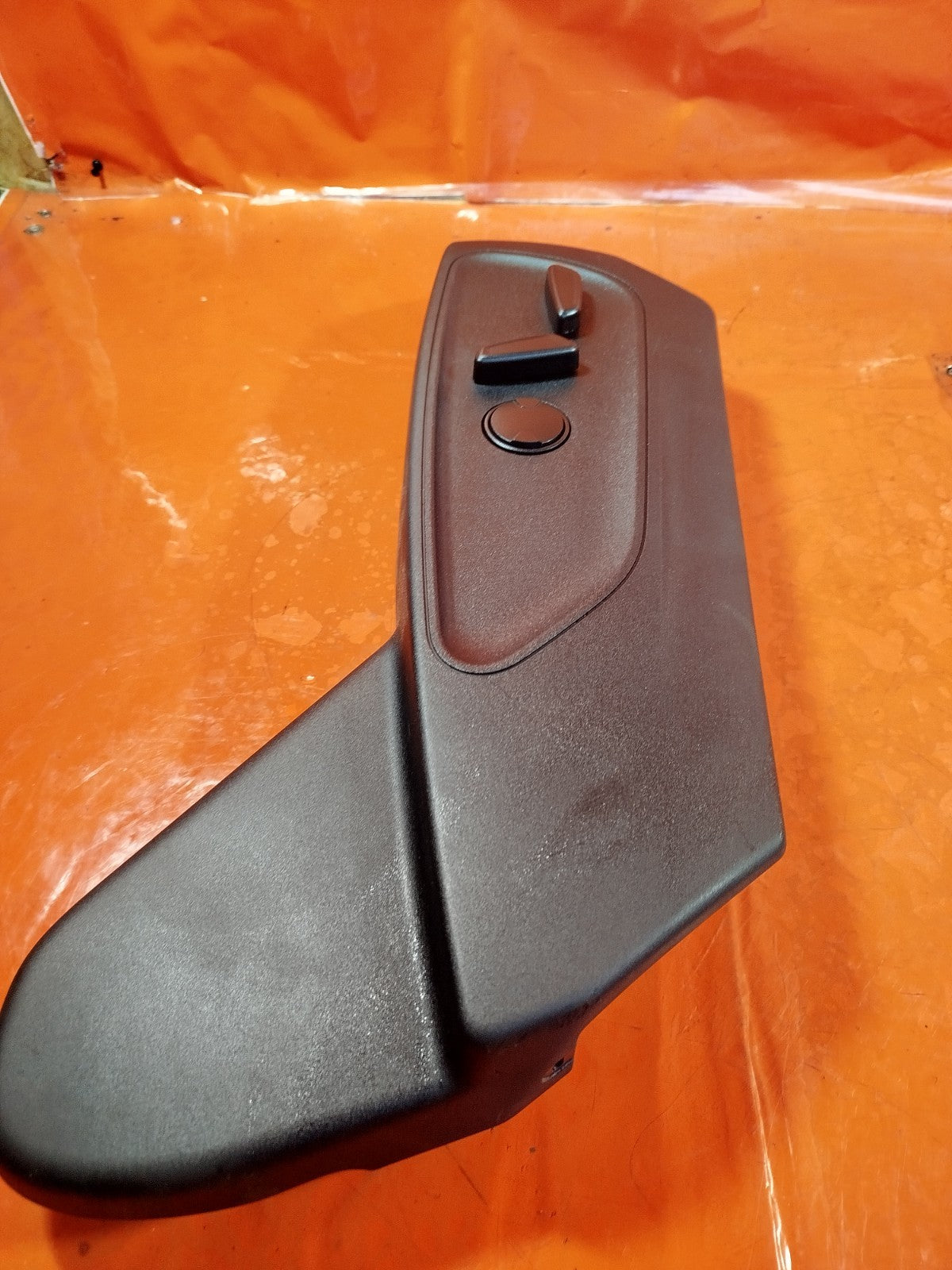 ebay-src:https://i.ebayimg.com/00/s/mtywmfgxmjaw/z/okmaaeswjyfplm8d/$_57.jpg