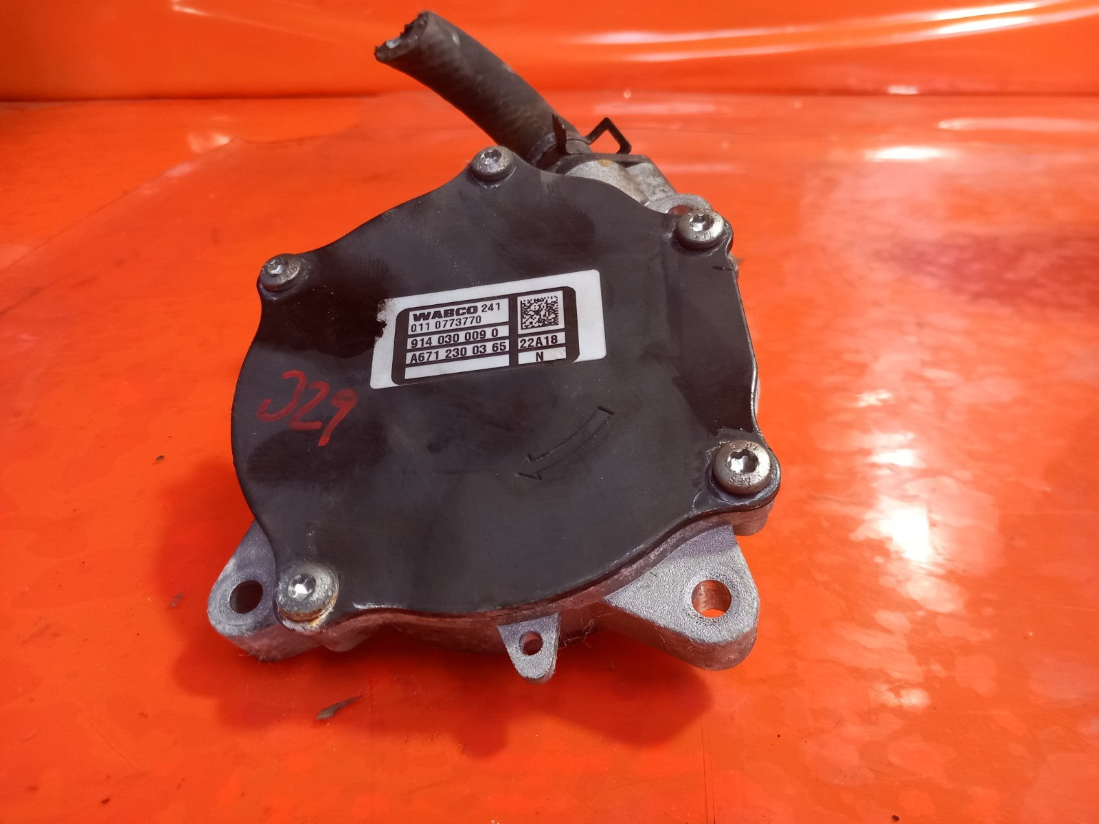 2018 Ssangyong Korando ELX 4X4 Vacuum Pump A6712300365 Warranty A329 - Image 8