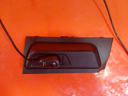 Dacia Jogger 1.0 Petrol 2024 Switch Panel 681632581R Warranty A391 - Image 4