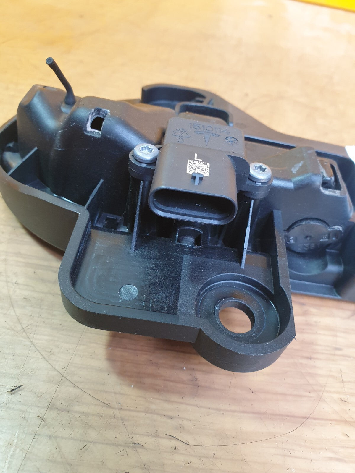 ✅2022 TESLA MODEL Y REAR LEFT DOOR HANDLE 1528114-00-D + WARRANTY A172 - Image 3