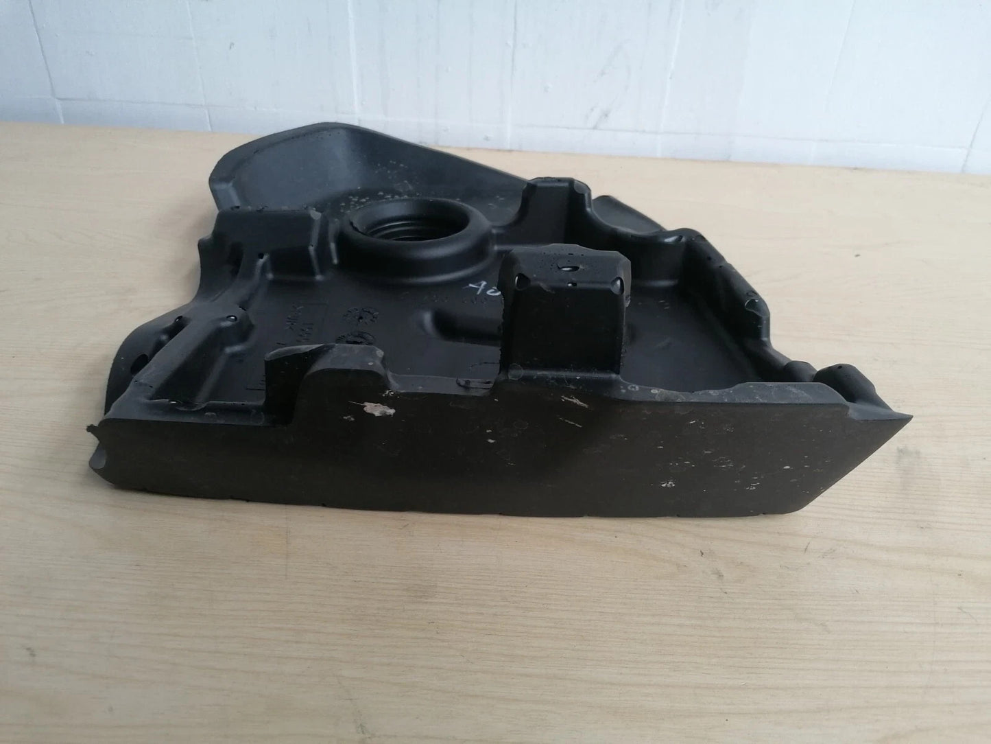 ebay-src:https://i.ebayimg.com/00/s/mtiwmfgxnjaw/z/tzkaaeswa5xp8jot/$_57.jpg
