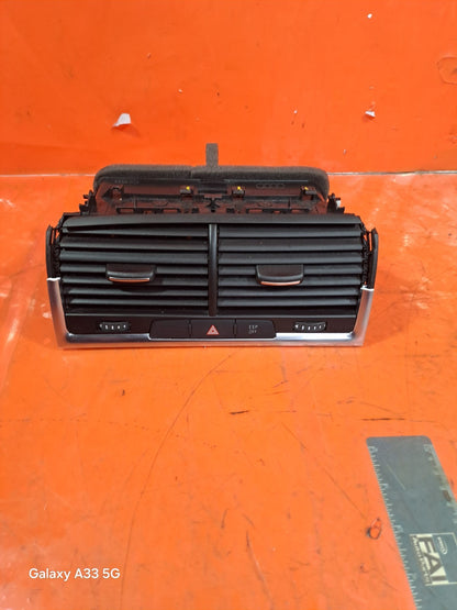 ✅2007 AUDI Q7 4L 3.0D AIR VENT DASHBOARD CENTRE 4L0820951 + WARRANTY A295 - Image 1