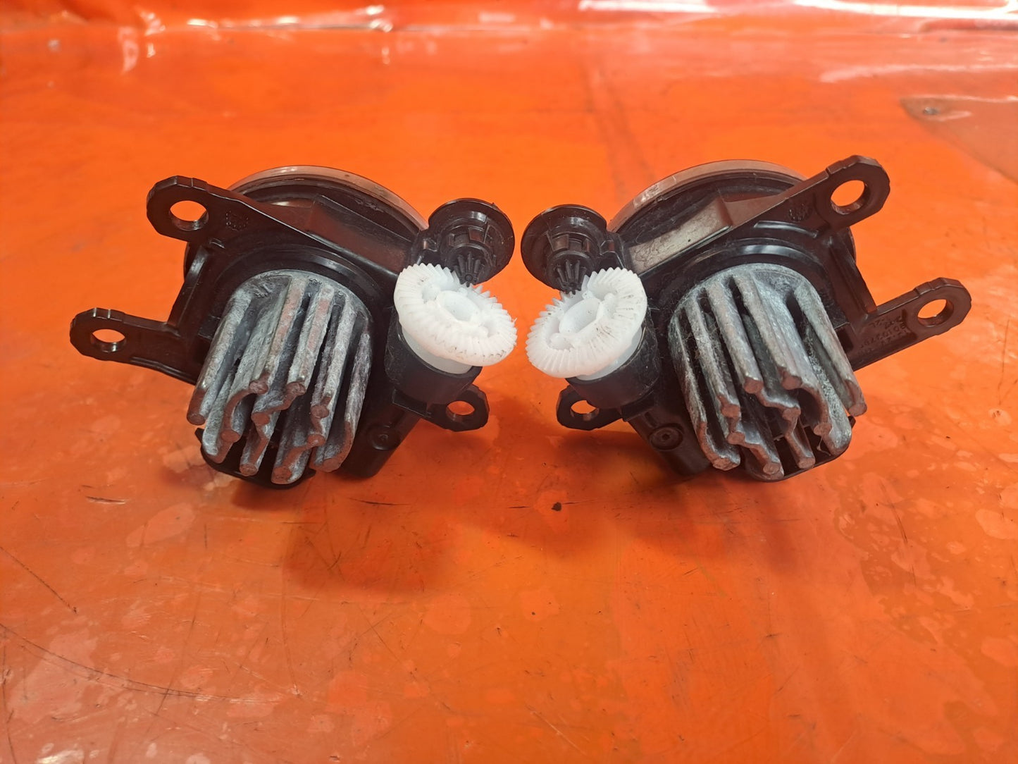 ebay-src:https://i.ebayimg.com/00/s/mtiwmfgxnjaw/z/4jyaaeswxznpltm0/$_57.jpg