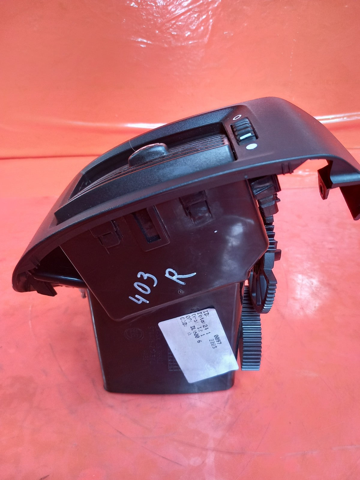 ebay-src:https://i.ebayimg.com/00/s/mtywmfgxmjaw/z/abyaaeswq0fqfclw/$_57.jpg